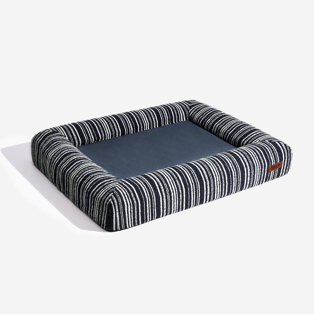 Orthopedic All-season Memory Foam Bolster Boucle Garden Outdoor Dog Bed - Funnyfuzzy SnugNest
