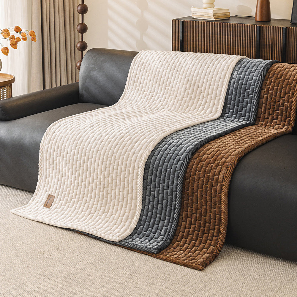 Soft Plush Scratch-Resistant Pet Mat Non-Slip Sofa Cover
