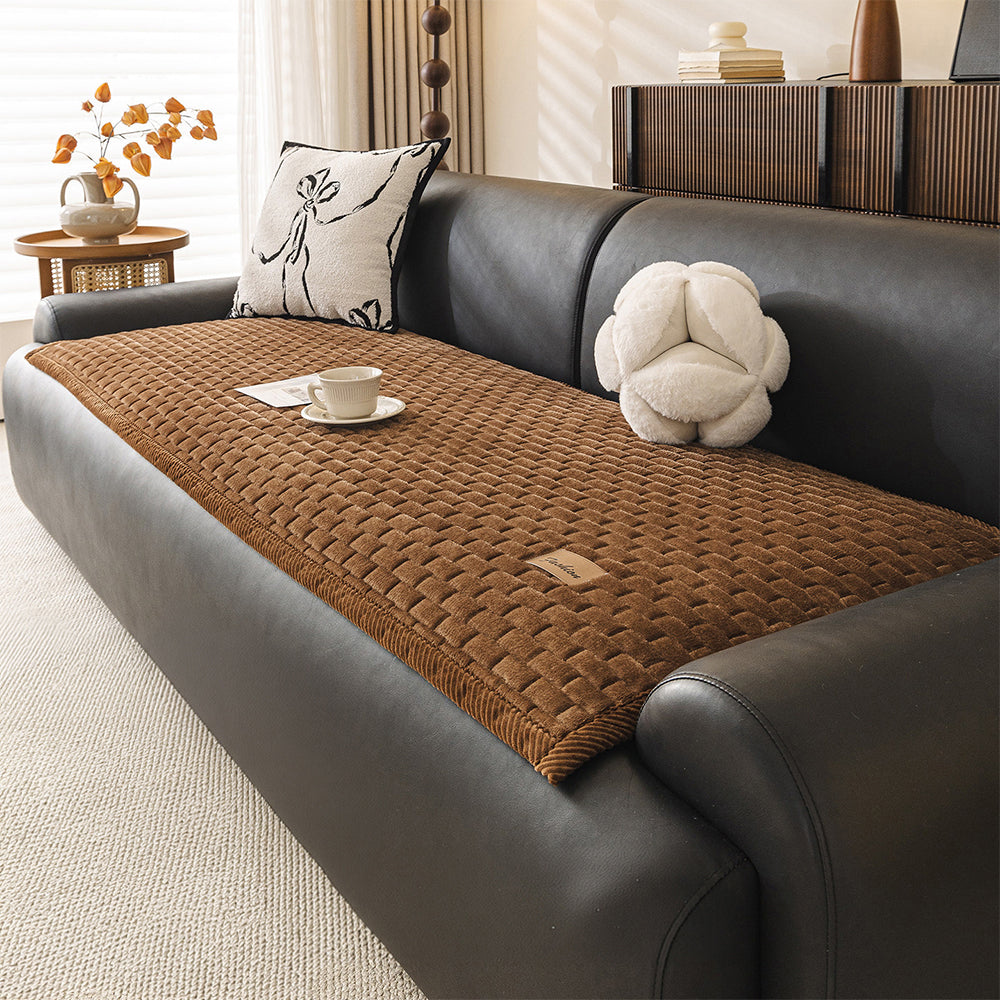 Soft Plush Scratch-Resistant Pet Mat Non-Slip Sofa Cover