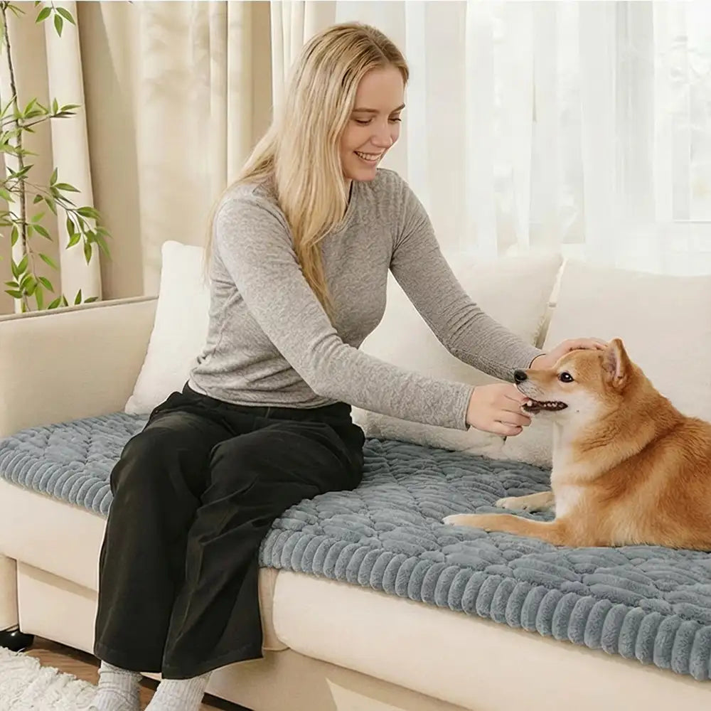 Fluffy Fuzzy Pet-Friendly Sofa Protector Washable Sofa Cover Pet Mat
