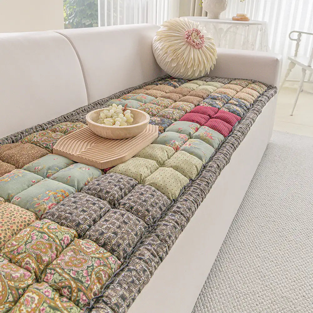 Handmade Vintage Floral Soft Stuffed Pet Mat Non-Slip Sofa Cover