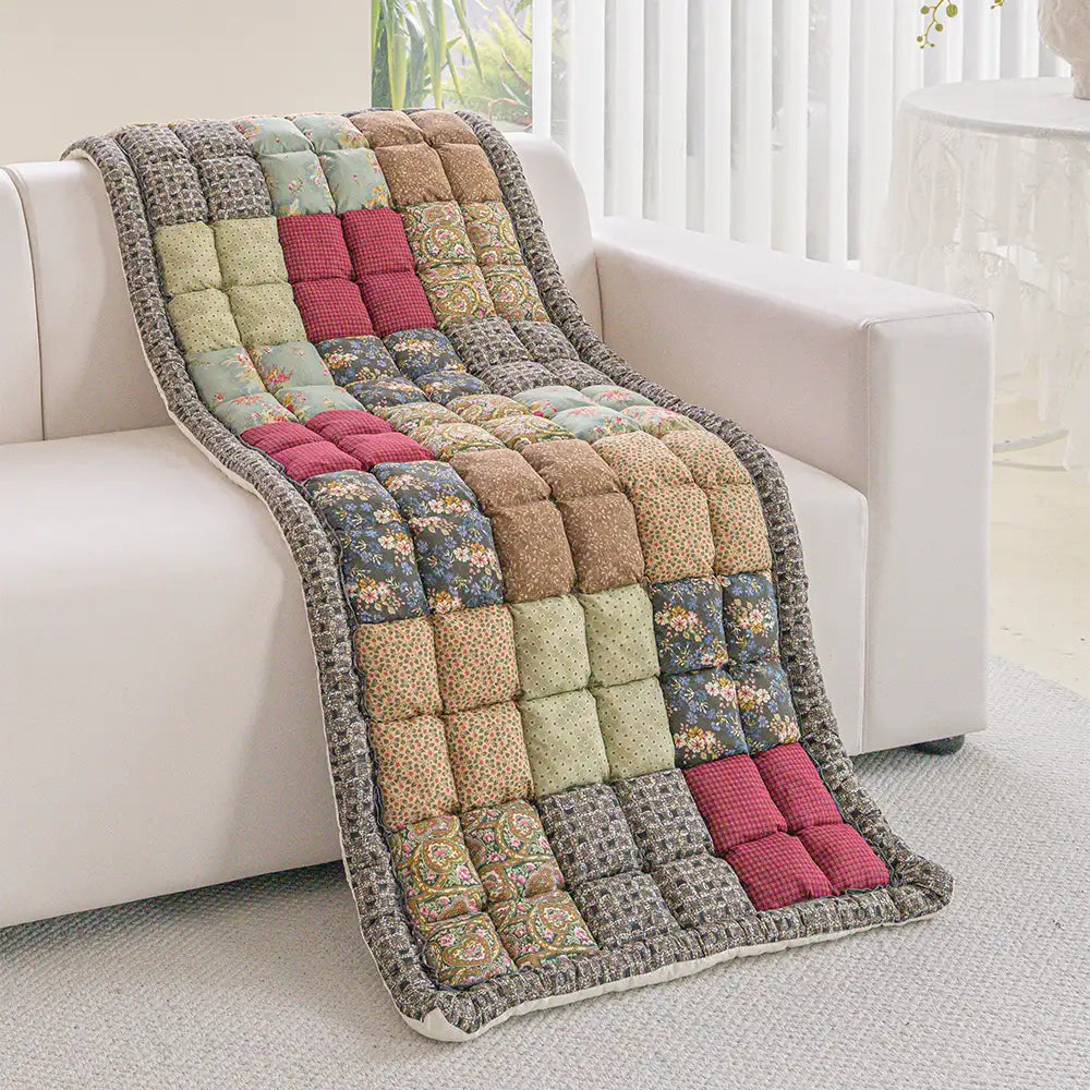 Handmade Vintage Floral Soft Stuffed Pet Mat Non-Slip Sofa Cover
