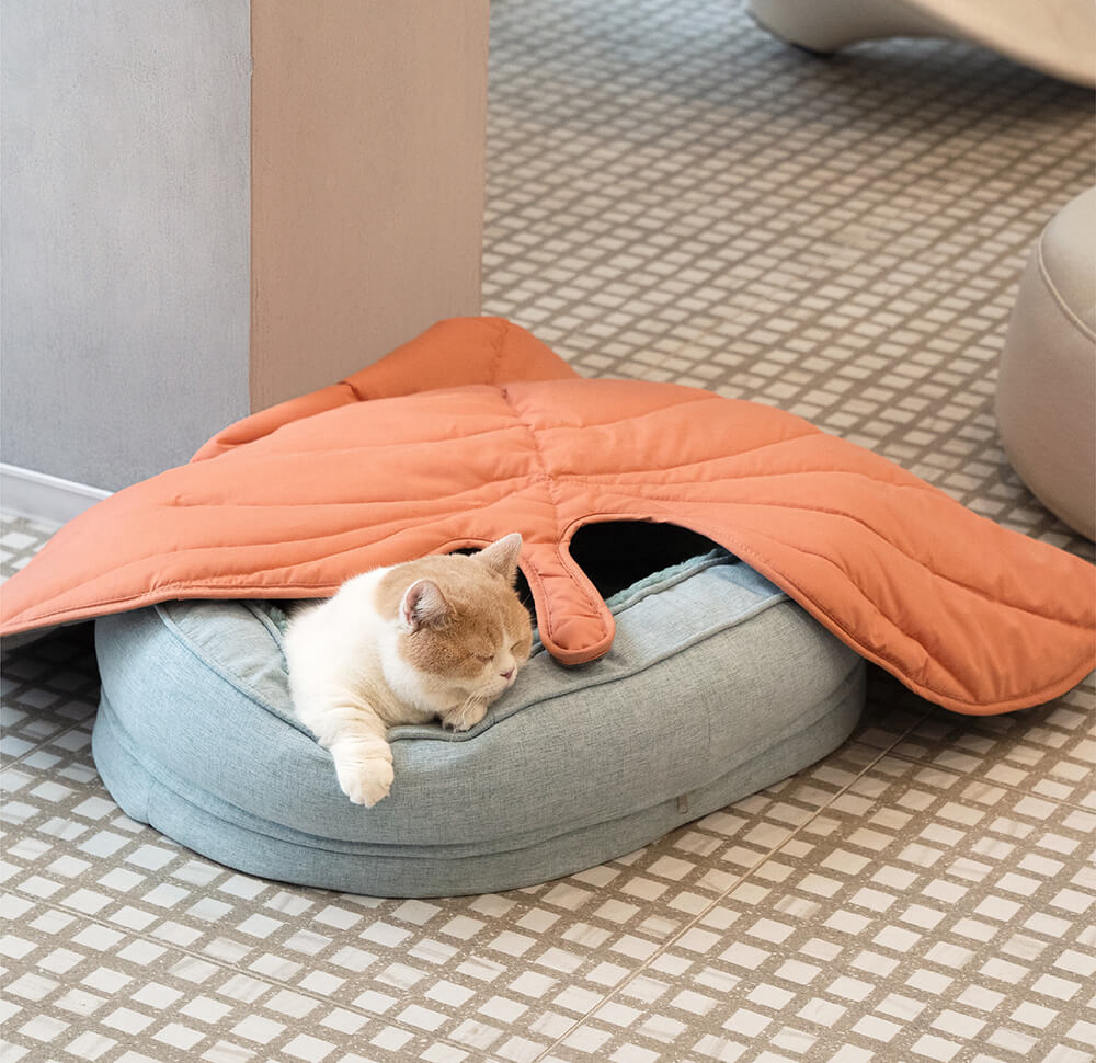 Calming Dog Blanket - Leaf Shape