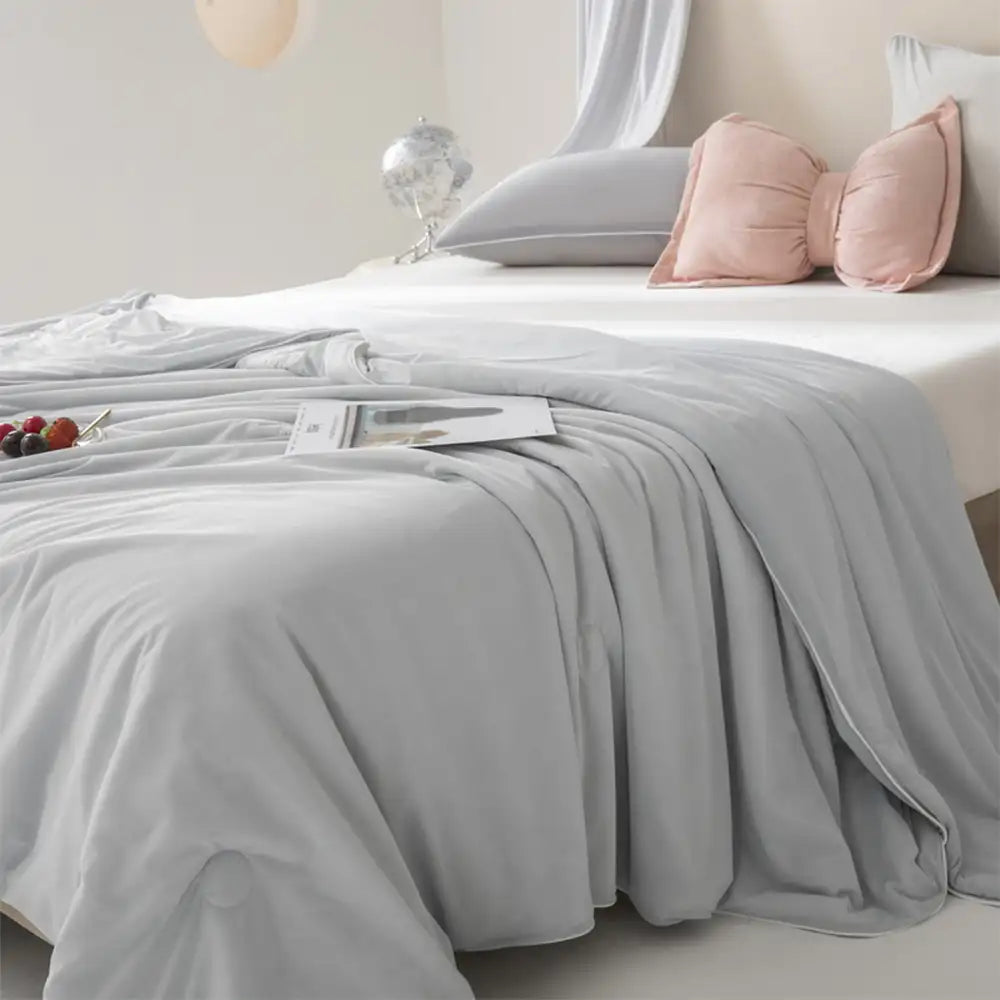Lightweight Double-Sided Solid Color Cooling Ice Silk Cold Effect Blanket