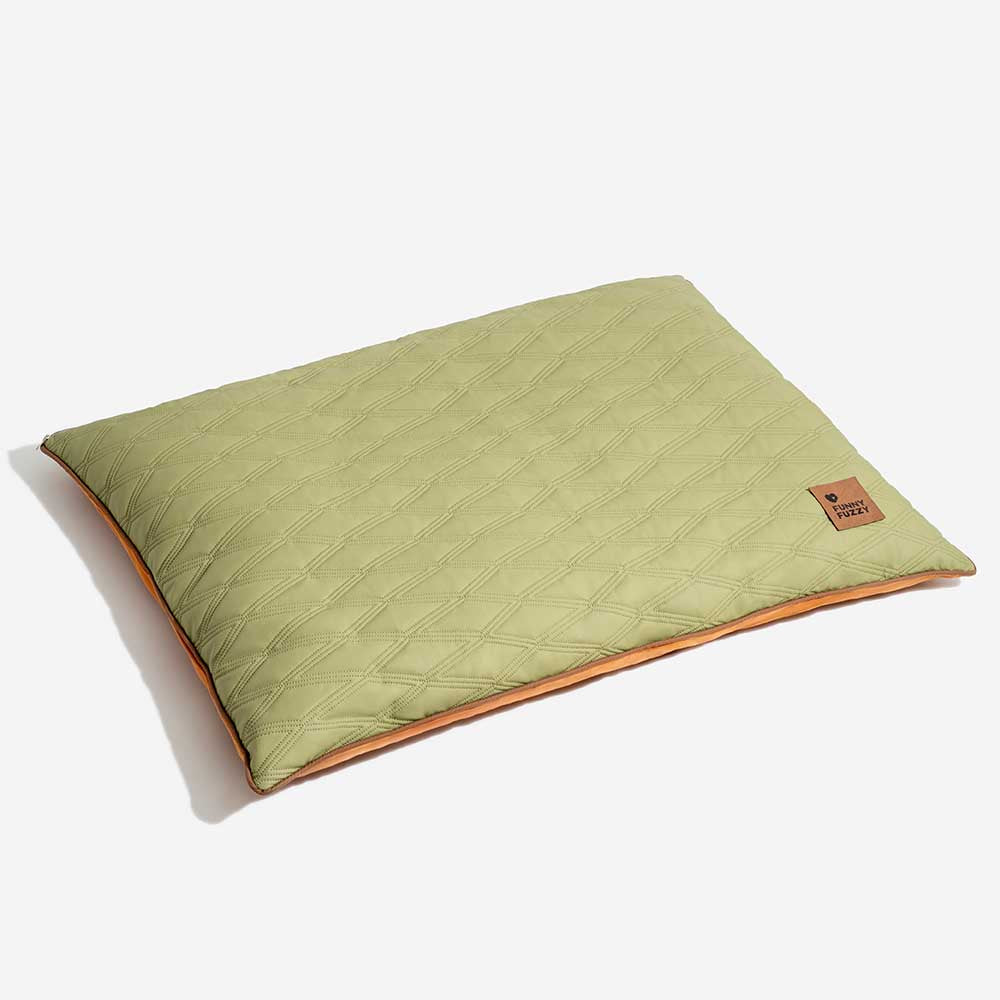 Luxury Water-repellent Dual-Sided Calming Garden Outdoor Dog Mat Bed