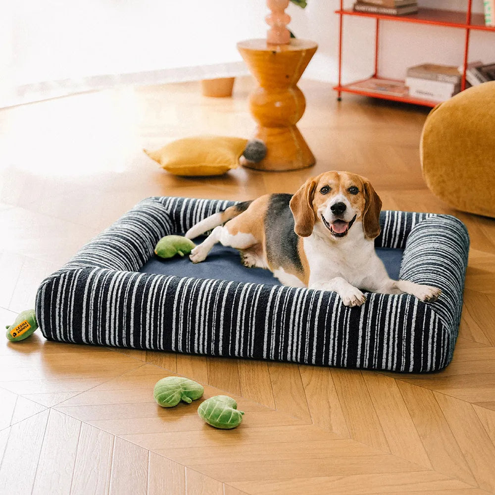 Orthopedic All-season Memory Foam Bolster Boucle Garden Outdoor Dog Bed - Funnyfuzzy SnugNest