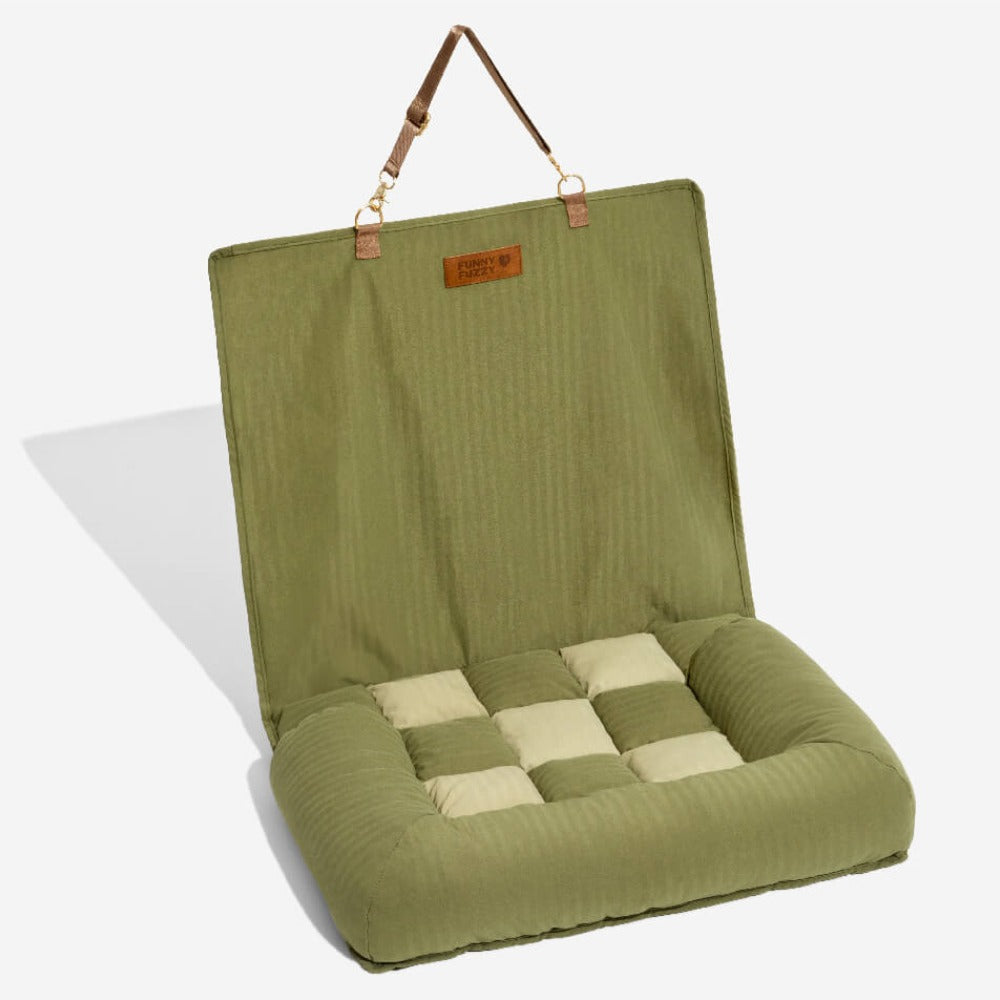 Travel Bolster Safety Back Single Seat Large Dog Car Seat Bed – Chessboard Lounge
