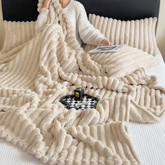 Warm Plush Sofa Throw Blanket Dog Blanket